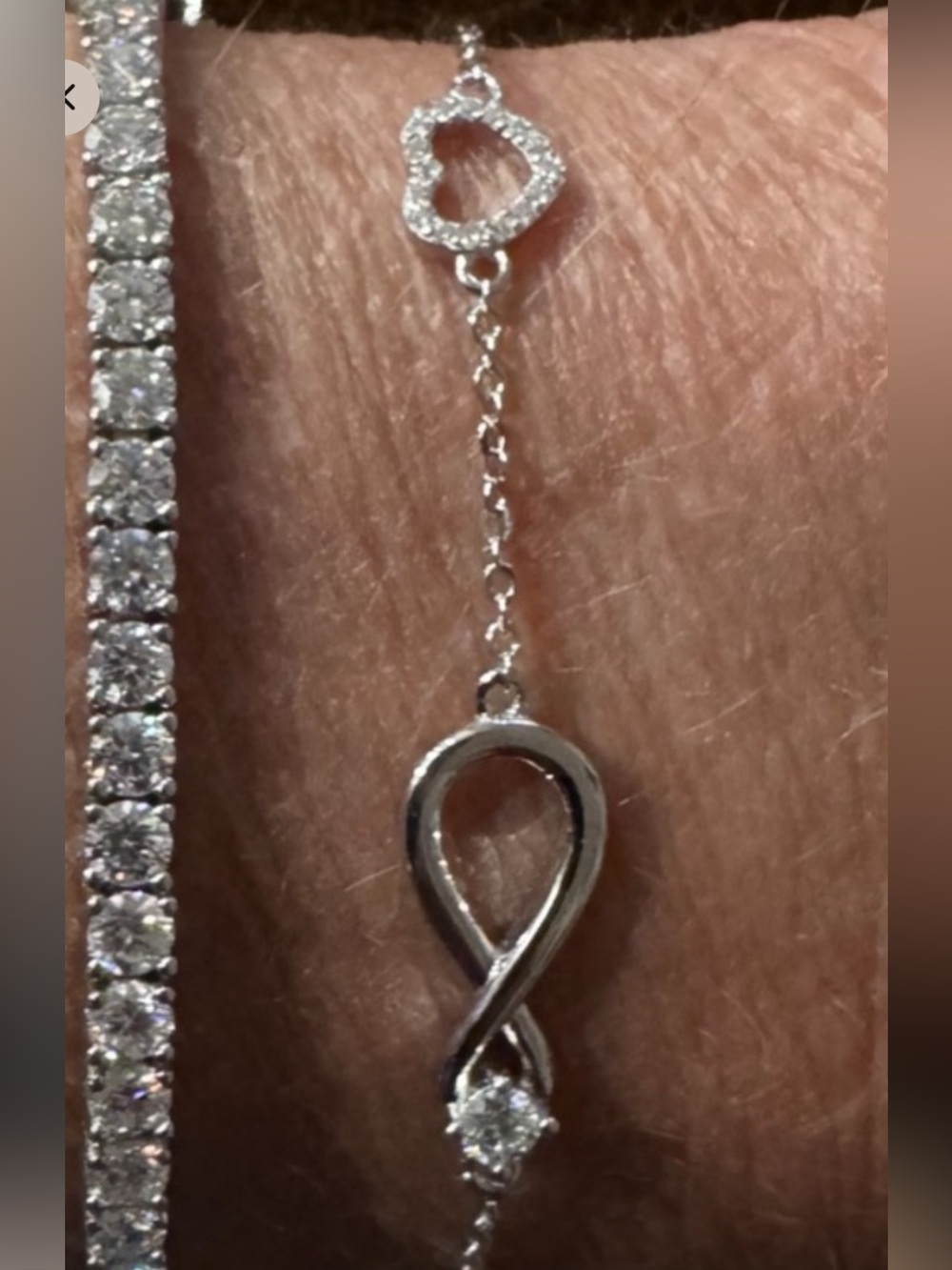 Moissanite Sterling Silver Infinity symbol with Heart Bracelet NIB